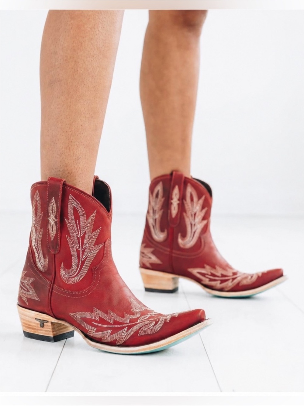 NEW LANE BOOTS women's lexington western bootie in smoldering ruby